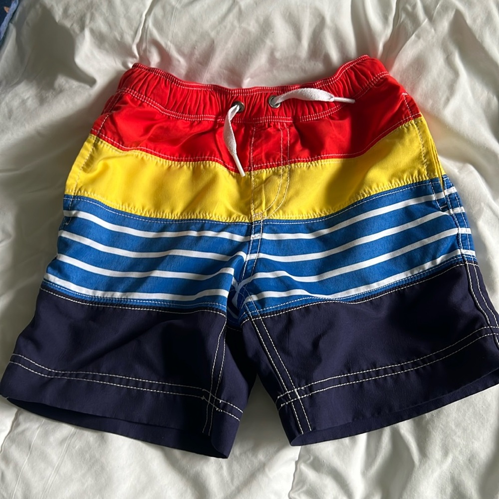 Hanna Anderson swim shorts size 3/90cm